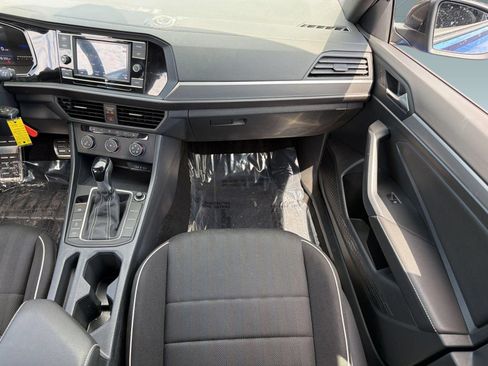 Used 2024 Volkswagen Jetta Sport FWD image 27