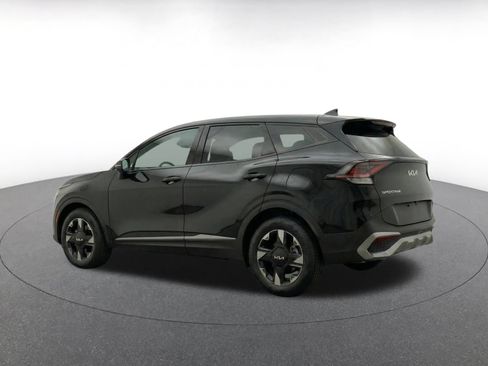 Used 2026 Kia Sportage LX AWD/4WD image 5