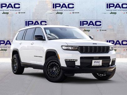 New 2025 Jeep Grand Cherokee L Limited w/ Black Appearance Package