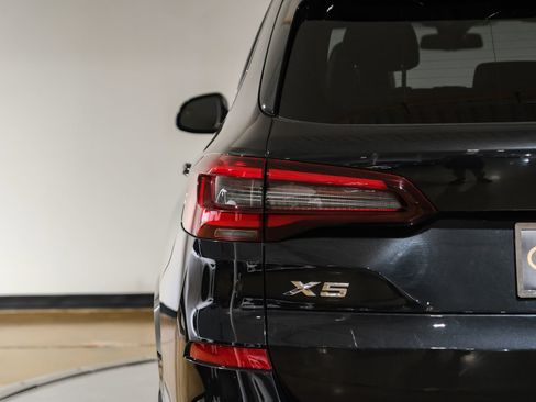 Used 2023 BMW X5 sDrive40i w/ Executive Package RWD image 56