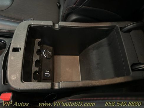 Used 2015 Jeep Cherokee Trailhawk image 29