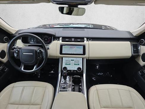 Used 2018 Land Rover Range Rover Sport HSE image 9