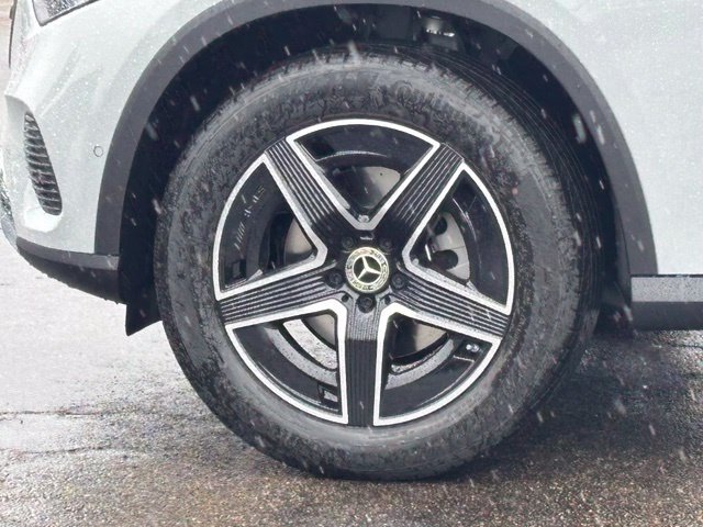 New 2027 Mercedes-Benz GLC 300 4MATIC image 7