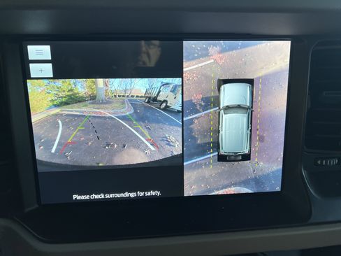 Used 2023 Ford Bronco Wildtrak image 25