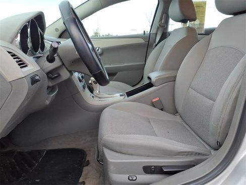 Used 2011 Chevrolet Malibu LS image 17