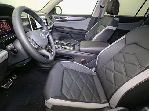 New 2026 Volkswagen Atlas Peak Edition image 27