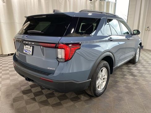Used 2025 Ford Explorer Active AWD/4WD image 13