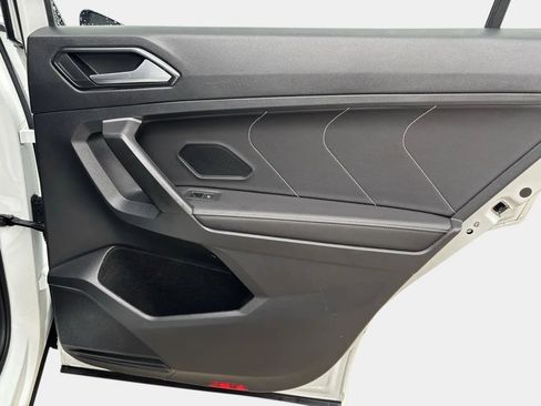 Used 2024 Volkswagen Tiguan SE R-Line image 26