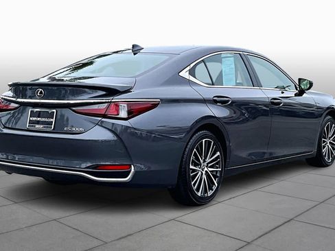 Certified 2024 Lexus ES 300h w/ Premium Package image 12