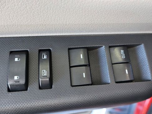 Used 2010 Ford F250 XLT image 17