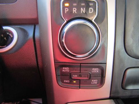 Used 2017 RAM 1500 Big Horn AWD/4WD image 15