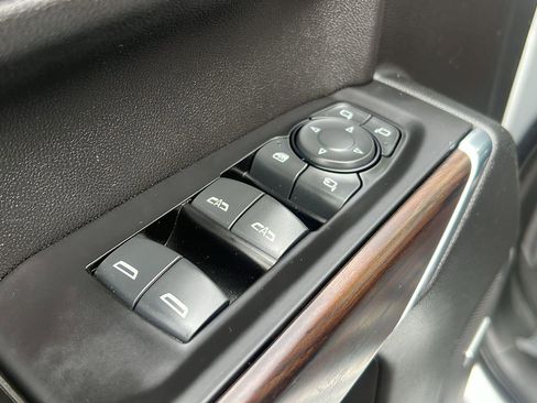 Used 2020 GMC Sierra 1500 SLT w/ SLT Premium Package image 10