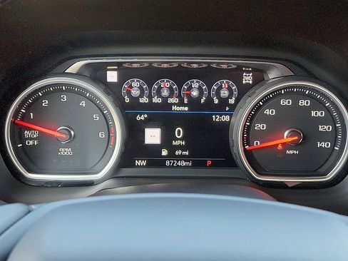 Used 2021 Chevrolet Tahoe High Country w/ Premium Package image 23