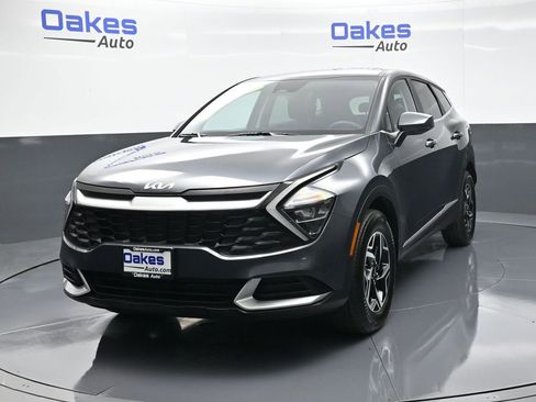 Certified 2023 Kia Sportage LX image 4