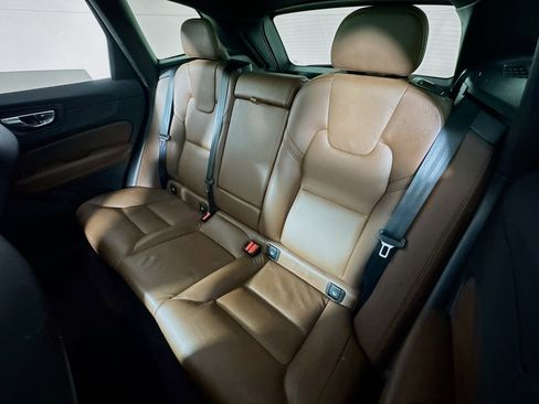 Used 2023 Volvo XC60 B5 Plus w/ Climate Package image 22