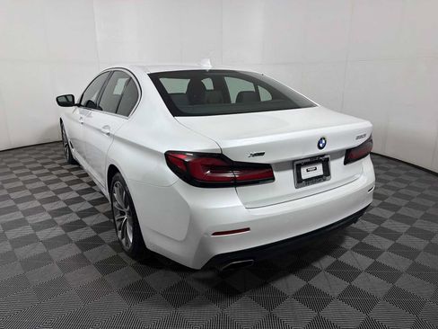 Certified 2023 BMW 530i xDrive w/ Premium Package AWD/4WD image 5