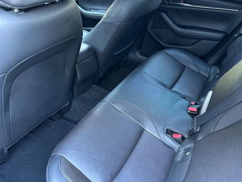 Used 2020 MAZDA MAZDA3 Hatchback w/ Premium Package image 12