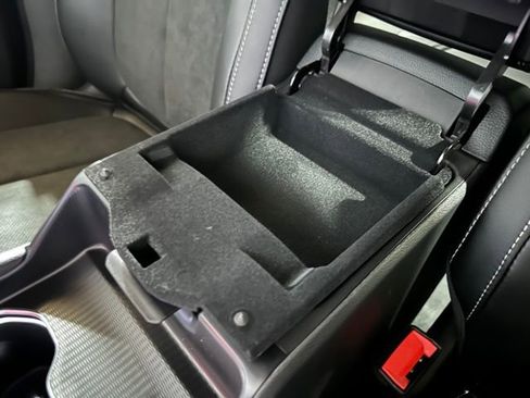 New 2024 Jeep Grand Cherokee L Laredo image 19