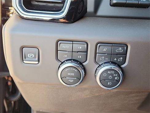 New 2026 GMC Sierra 1500 Denali w/ Technology Package image 15