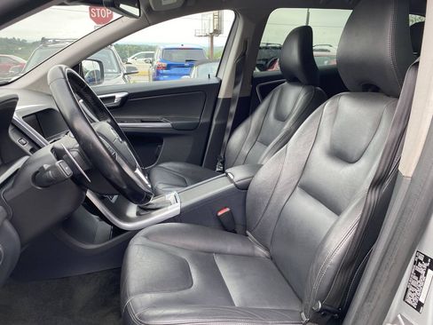 Used 2015 Volvo XC60 T6 Premier Plus AWD/4WD image 12
