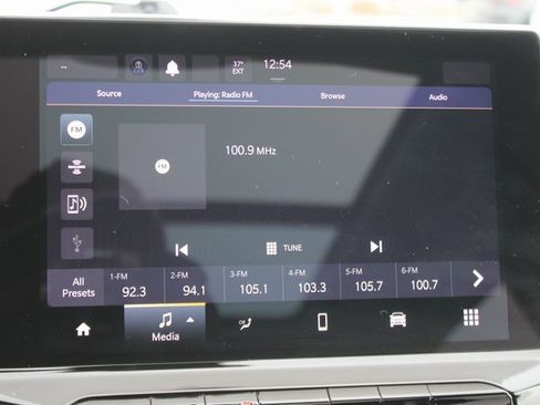 Used 2022 Jeep Compass Latitude w/ Sun and Sound Group image 5