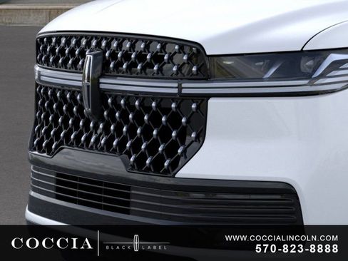 New 2026 Lincoln Navigator Black Label AWD/4WD image 17