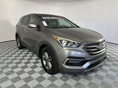 Used 2017 Hyundai Santa Fe Sport AWD/4WD image 2