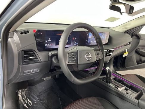 New 2026 Nissan Sentra SR w/ SR All Weather Package FWD image 20