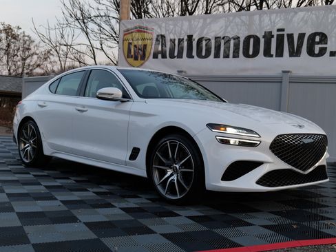 Used 2023 Genesis G70 2.0T image 64