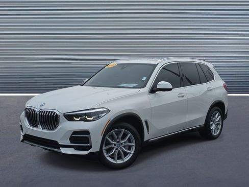 Certified 2023 BMW X5 sDrive40i w/ Parking Assistance Package image 1