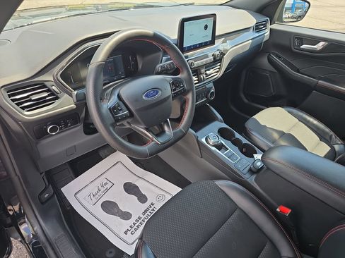 Used 2025 Ford Escape ST-Line FWD image 22