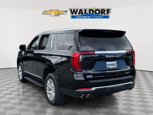 Used 2025 GMC Yukon Denali w/ Advanced Technology Package RWD image 4