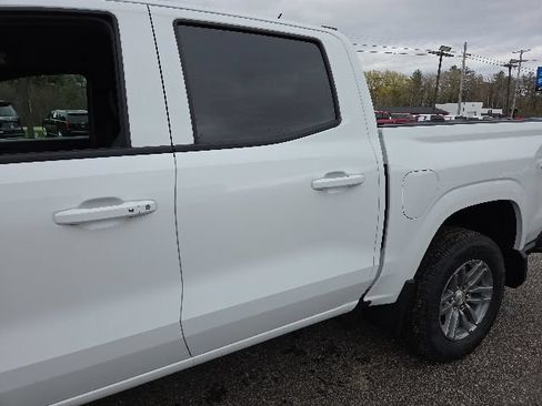 New 2026 Chevrolet Colorado LT w/ LT Convenience Package AWD/4WD image 40