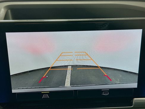 Used 2023 Chevrolet Silverado 1500 LT image 22