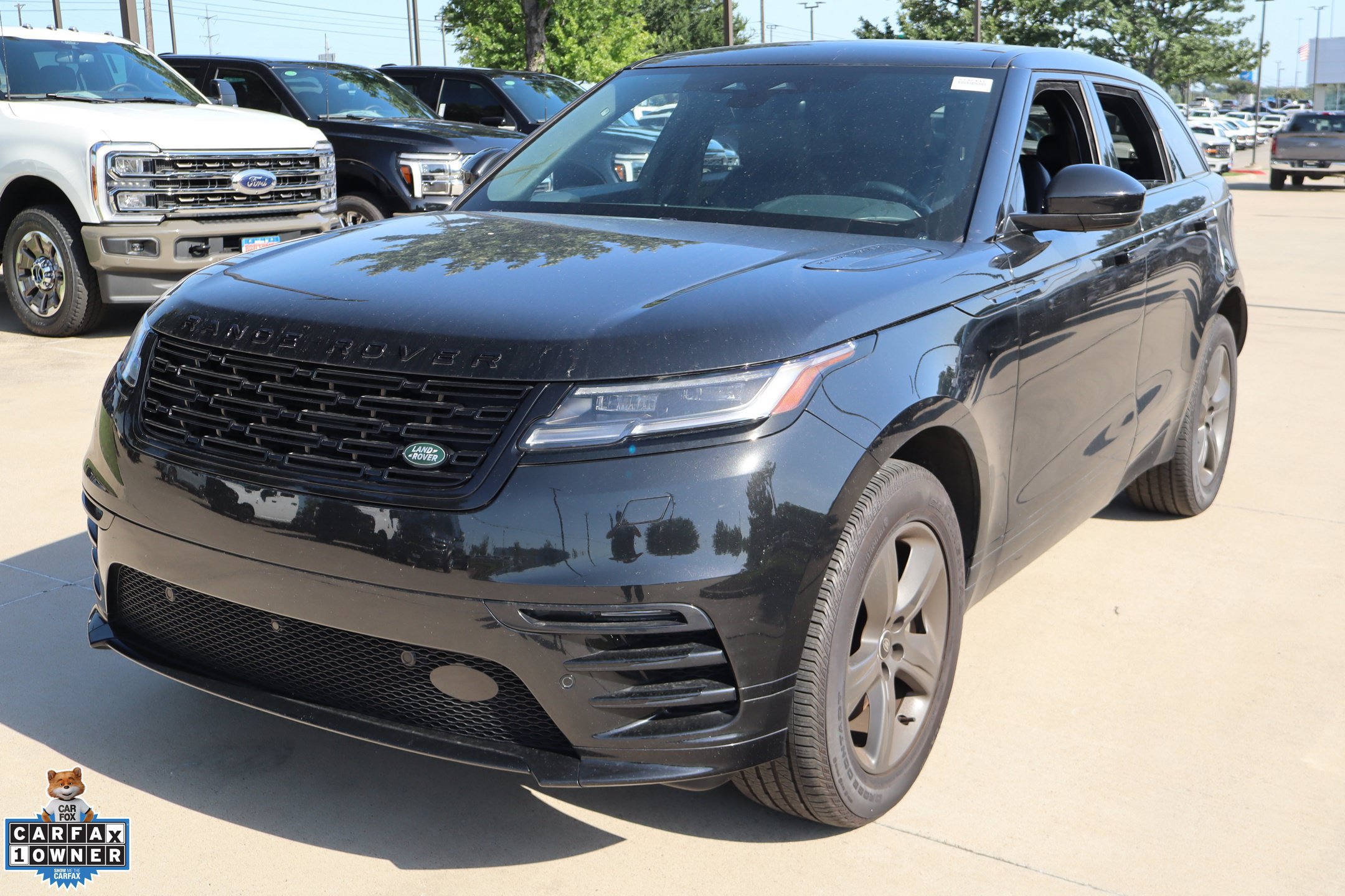 Used 2025 Land Rover Range Rover Velar Dynamic SE AWD/4WD image 10