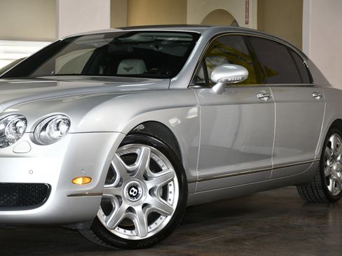 Used 2008 Bentley Flying Spur Flying Spur image 54