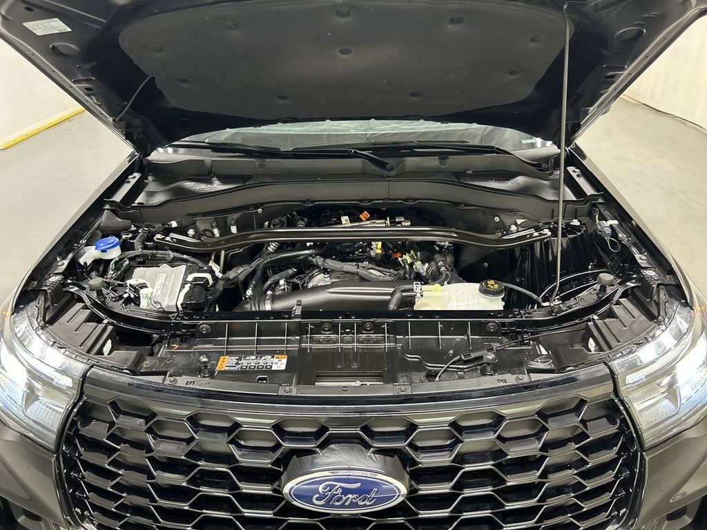 Used 2026 Ford Explorer ST-Line AWD/4WD image 25