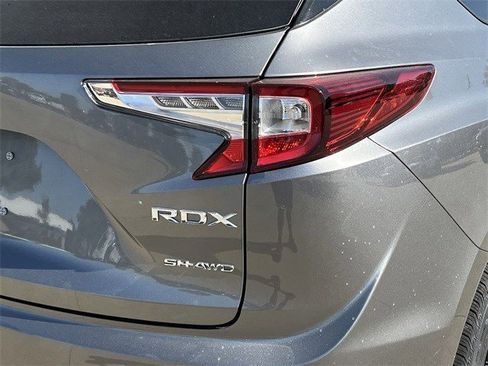 Used 2025 Acura RDX SH-AWD image 7