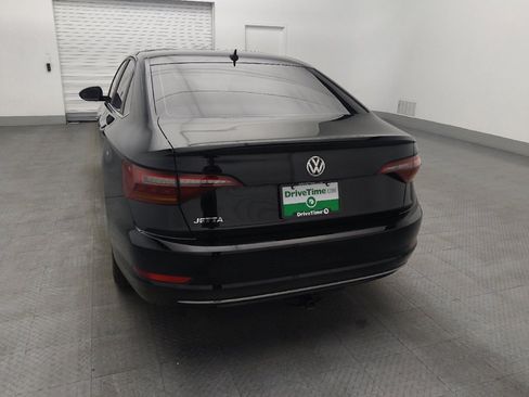 Used 2019 Volkswagen Jetta SE w/ Cold Weather Package image 6