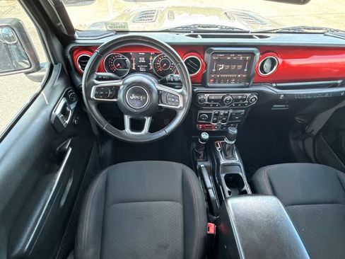 Used 2019 Jeep Wrangler Unlimited Rubicon AWD/4WD image 22