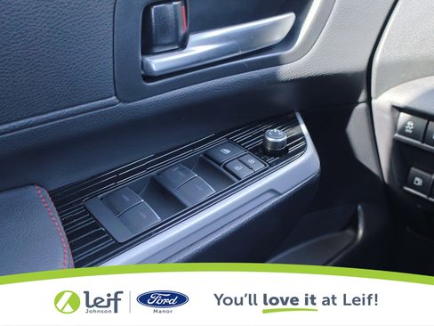 Used 2025 Toyota Sienna XSE image 16