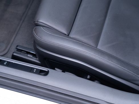 Certified 2022 Porsche 911 Carrera 4 AWD/4WD image 15