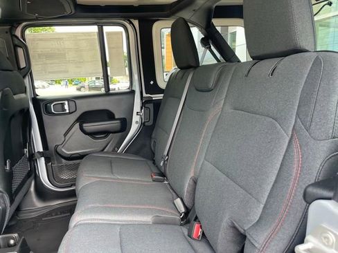 New 2024 Jeep Wrangler Unlimited Rubicon image 34