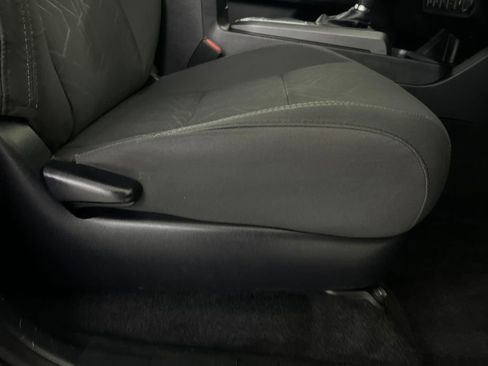 Used 2017 Toyota Tacoma TRD Sport w/ Premium & Technology Package image 60