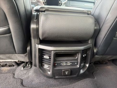 Used 2025 RAM 1500 Laramie image 12