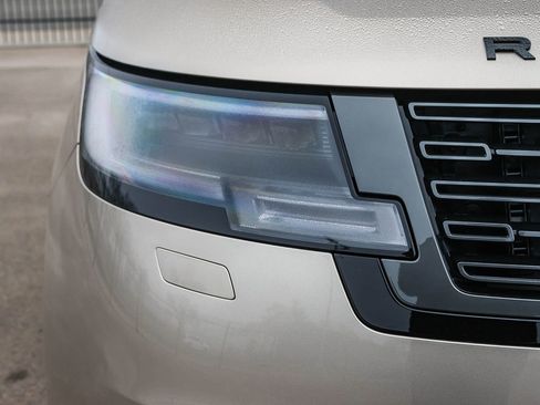 New 2026 Land Rover Range Rover SE image 15