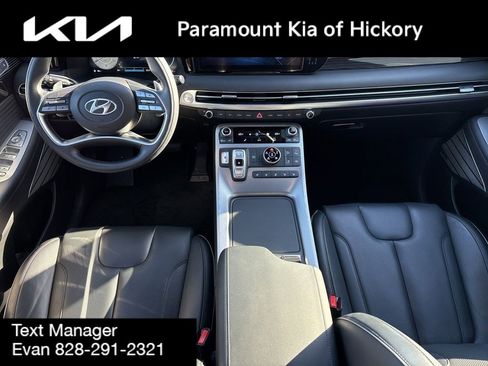 Used 2023 Hyundai Palisade Calligraphy image 16