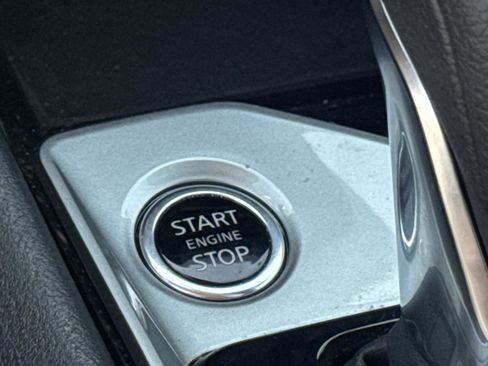 Used 2024 Nissan Altima 2.5 SV image 14