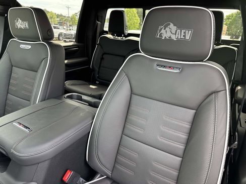 New 2026 GMC Sierra 2500 AT4X w/ AT4X AEV Edition AWD/4WD image 27