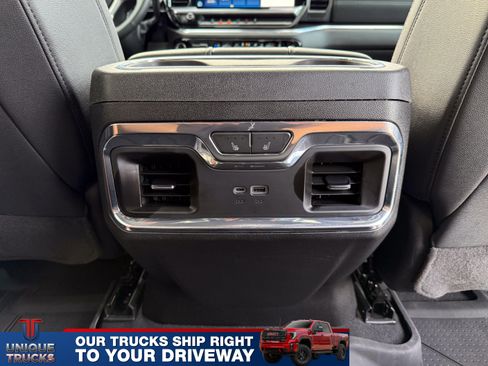 Used 2024 Chevrolet Silverado 3500 LTZ w/ LTZ Plus Package image 32